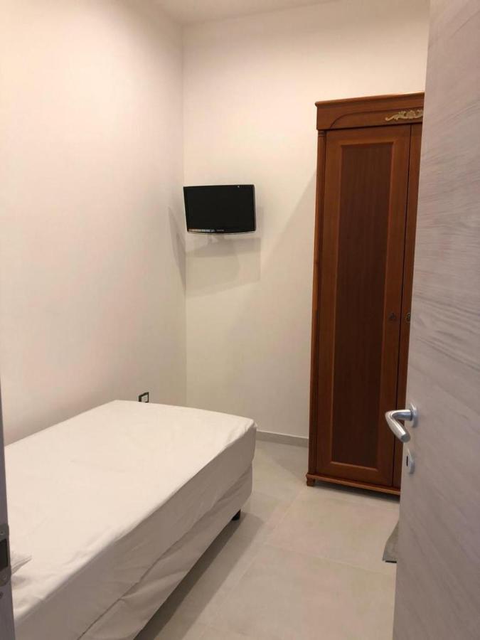 13 Minuti Dal Centro Reggio di Calabria Exterior foto